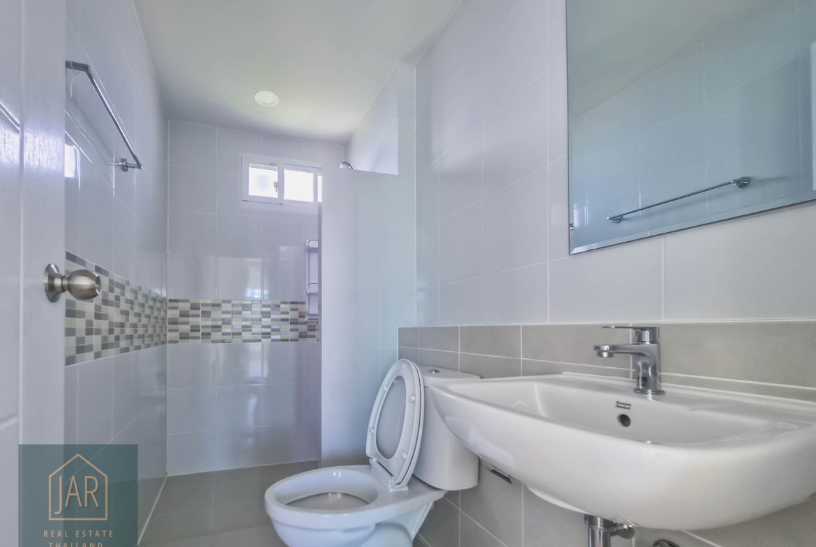 Modern 3 BR / 2 BA Pool Villa for Sale – Perfect for Living & Investment