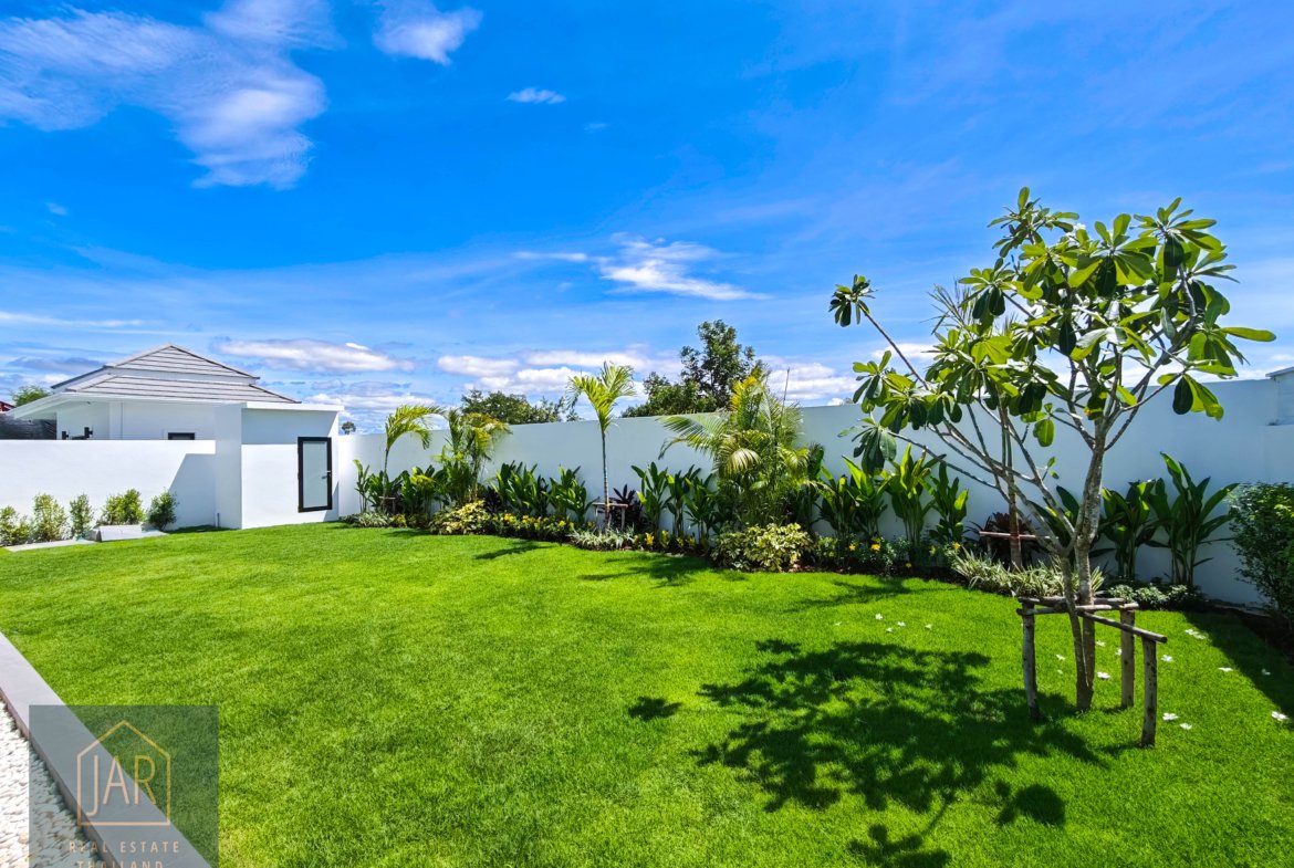 Modern Comfort in a Peaceful Setting | Soi Hua Hin 112 | 3 BR 3BA