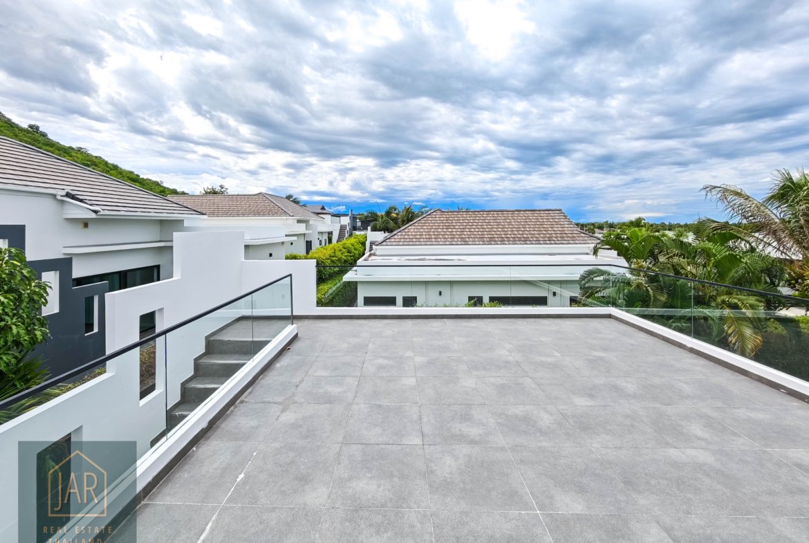 Luxury Living at Khao Tao, Hua Hin Soi 126 – Close to Beach