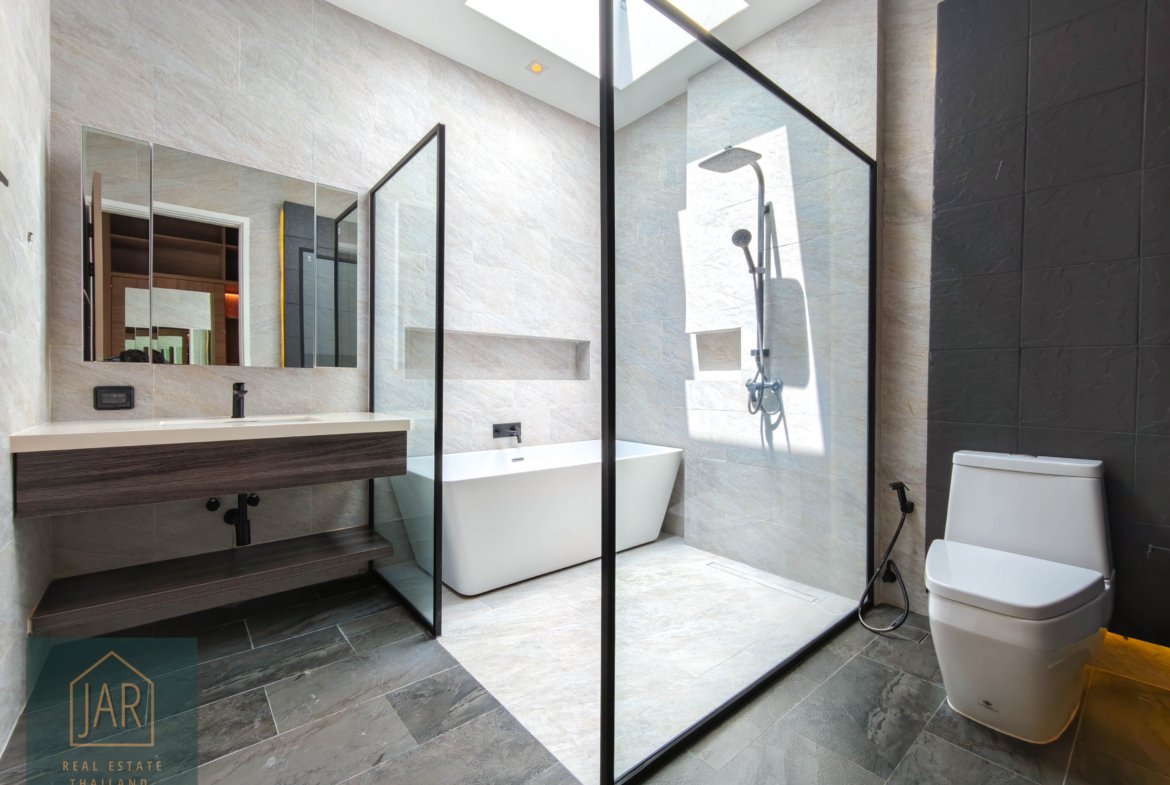 Luxury Living at Khao Tao, Hua Hin Soi 126 – Close to Beach