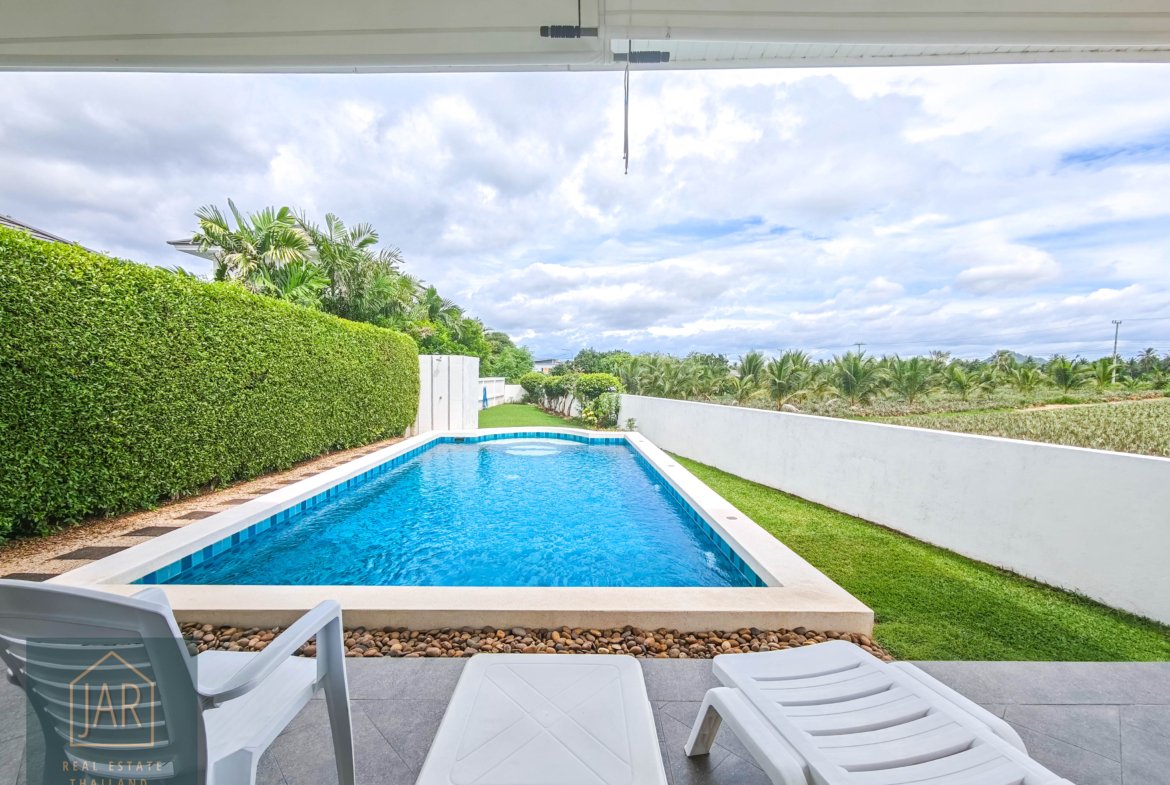 Pranburi Tropical pool villa surrounded with by nature and mountain view 2BR : 2 BA