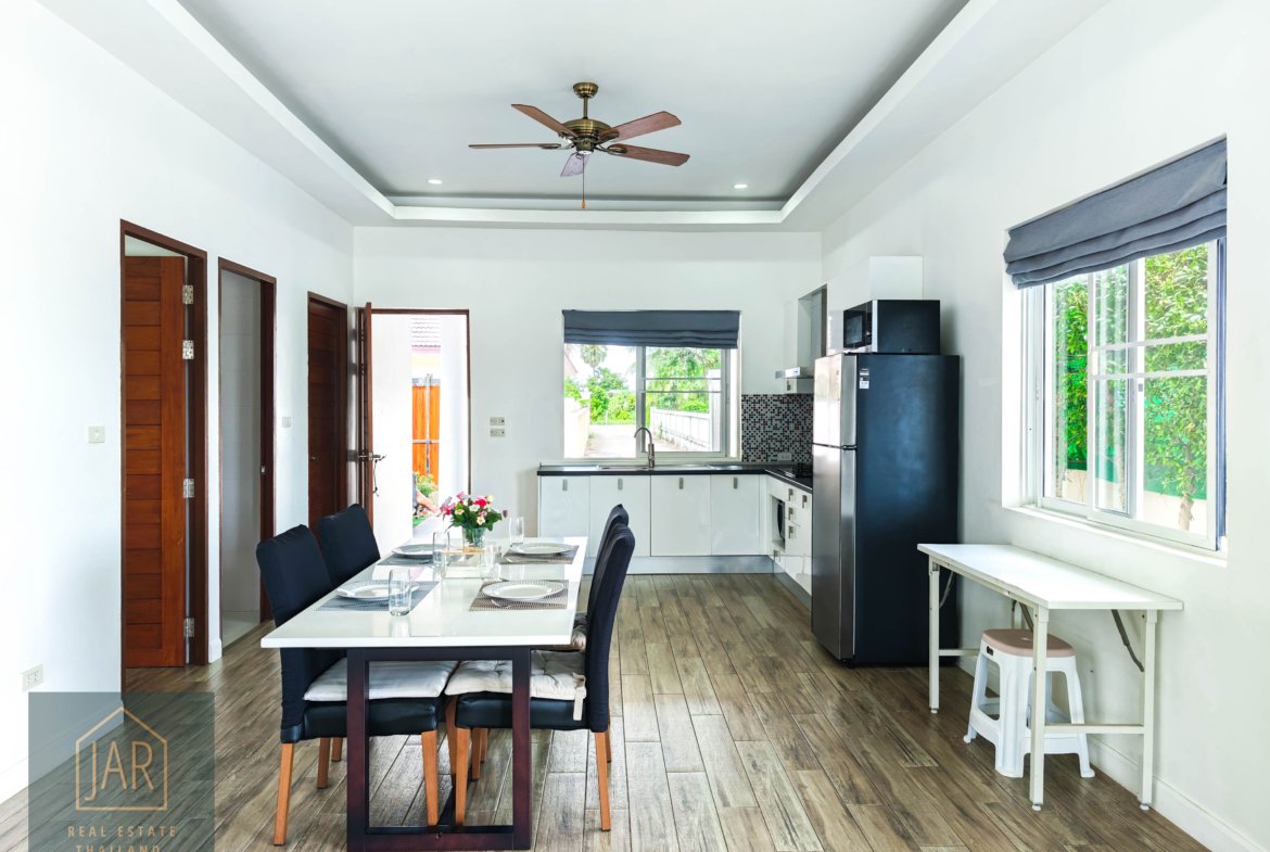 Pranburi Tropical pool villa surrounded with by nature and mountain view 2BR : 2 BA
