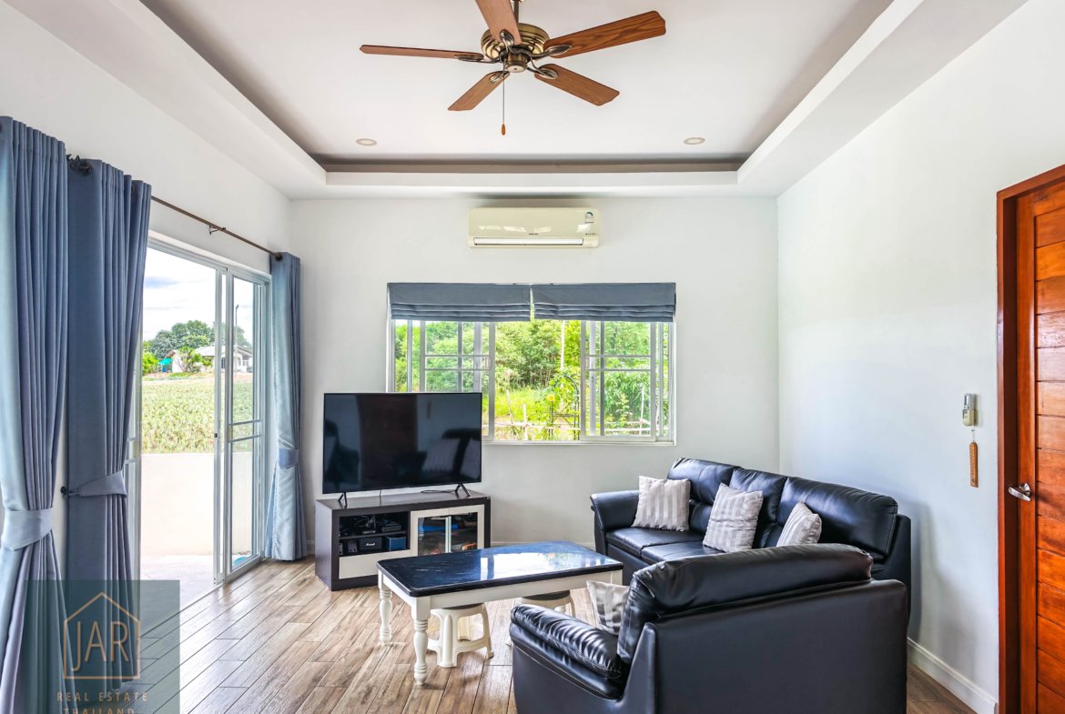 Pranburi Tropical pool villa surrounded with by nature and mountain view 2BR : 2 BA
