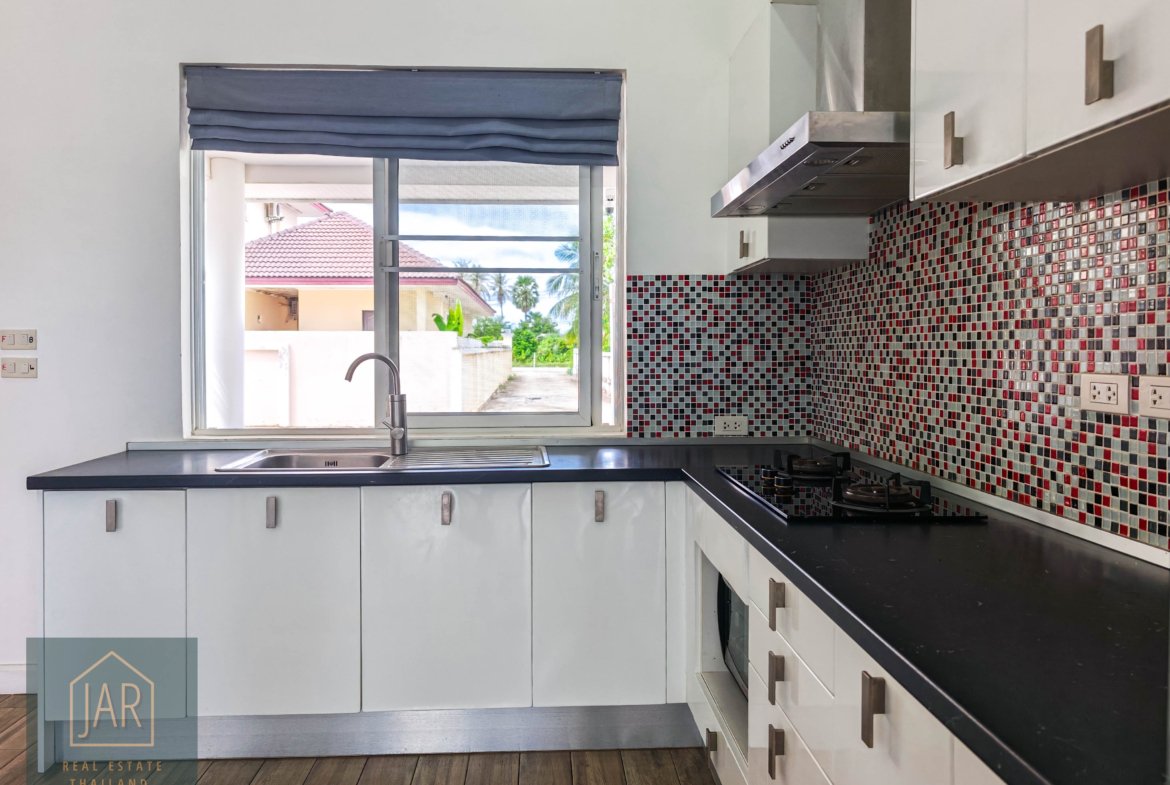 Pranburi Tropical pool villa surrounded with by nature and mountain view 2BR : 2 BA
