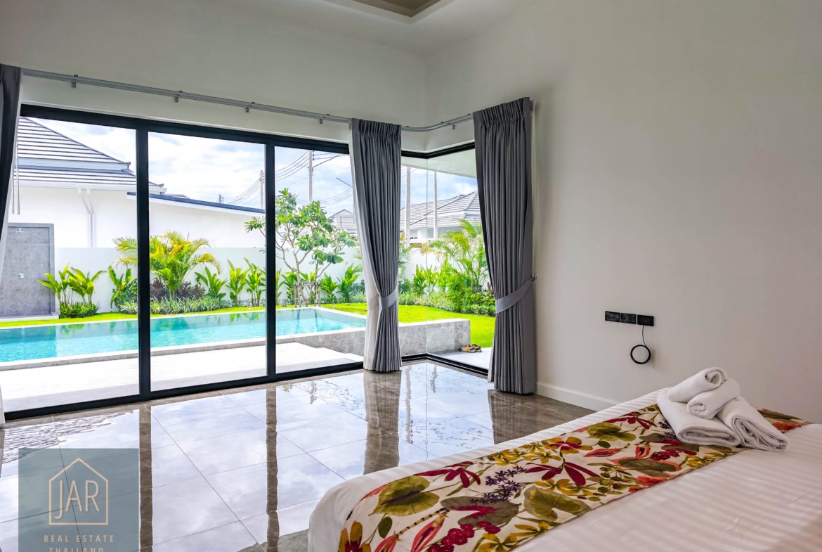 Modern Luxury Villa with Private Pool Hua Hin 112 | 3 BR | 3BA