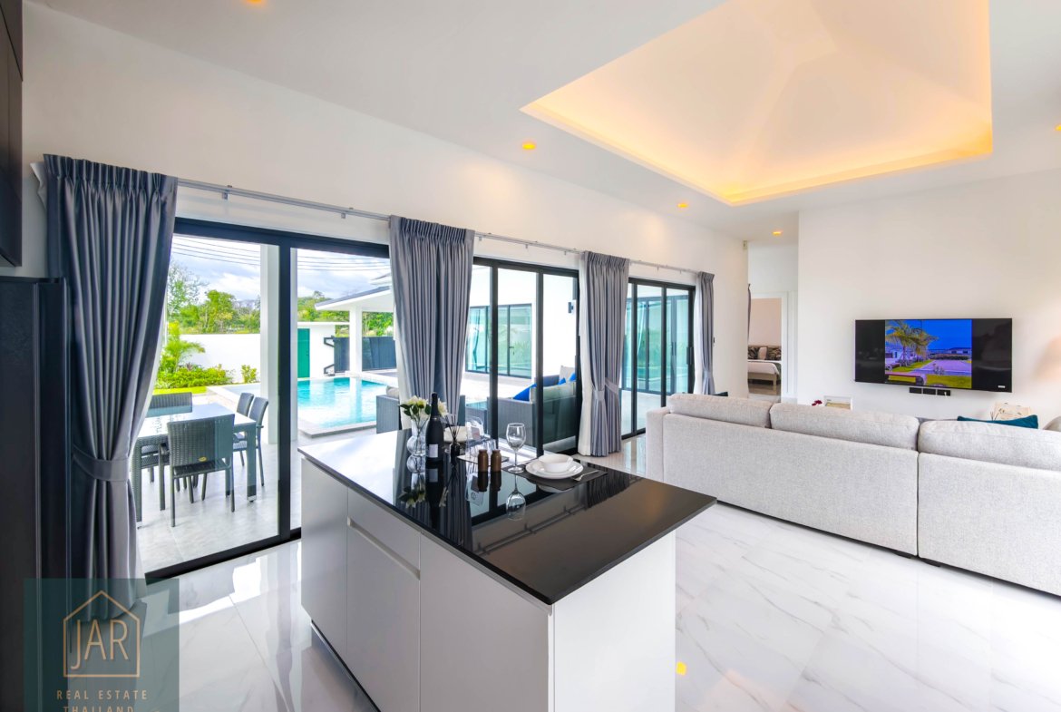 Modern Luxury Villa with Private Pool Hua Hin 112 | 3 BR | 3BA