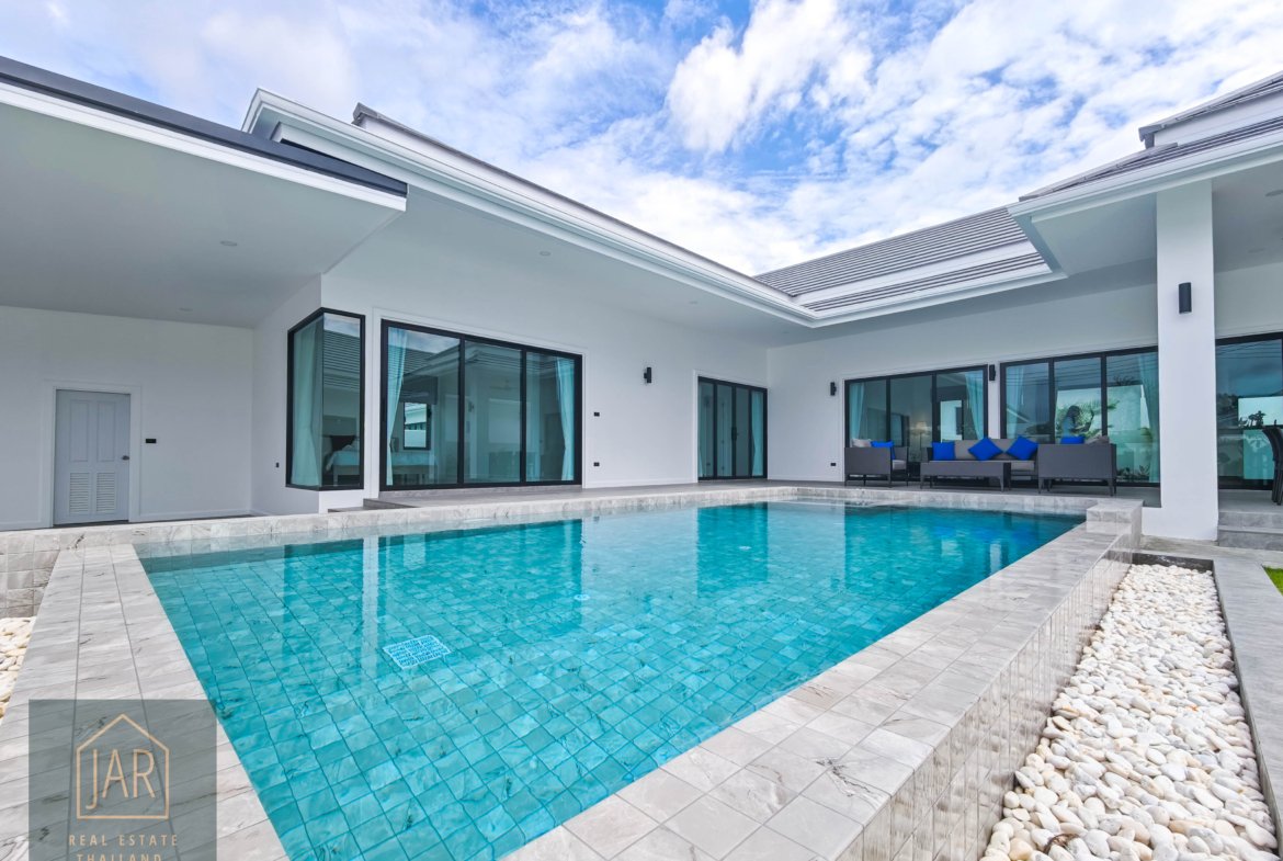 Modern Luxury Villa with Private Pool Hua Hin 112 | 3 BR | 3BA